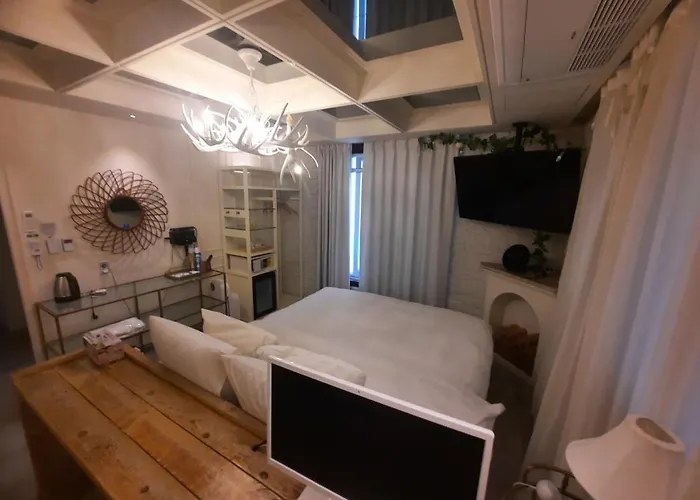 송정 리자인호텔 3*